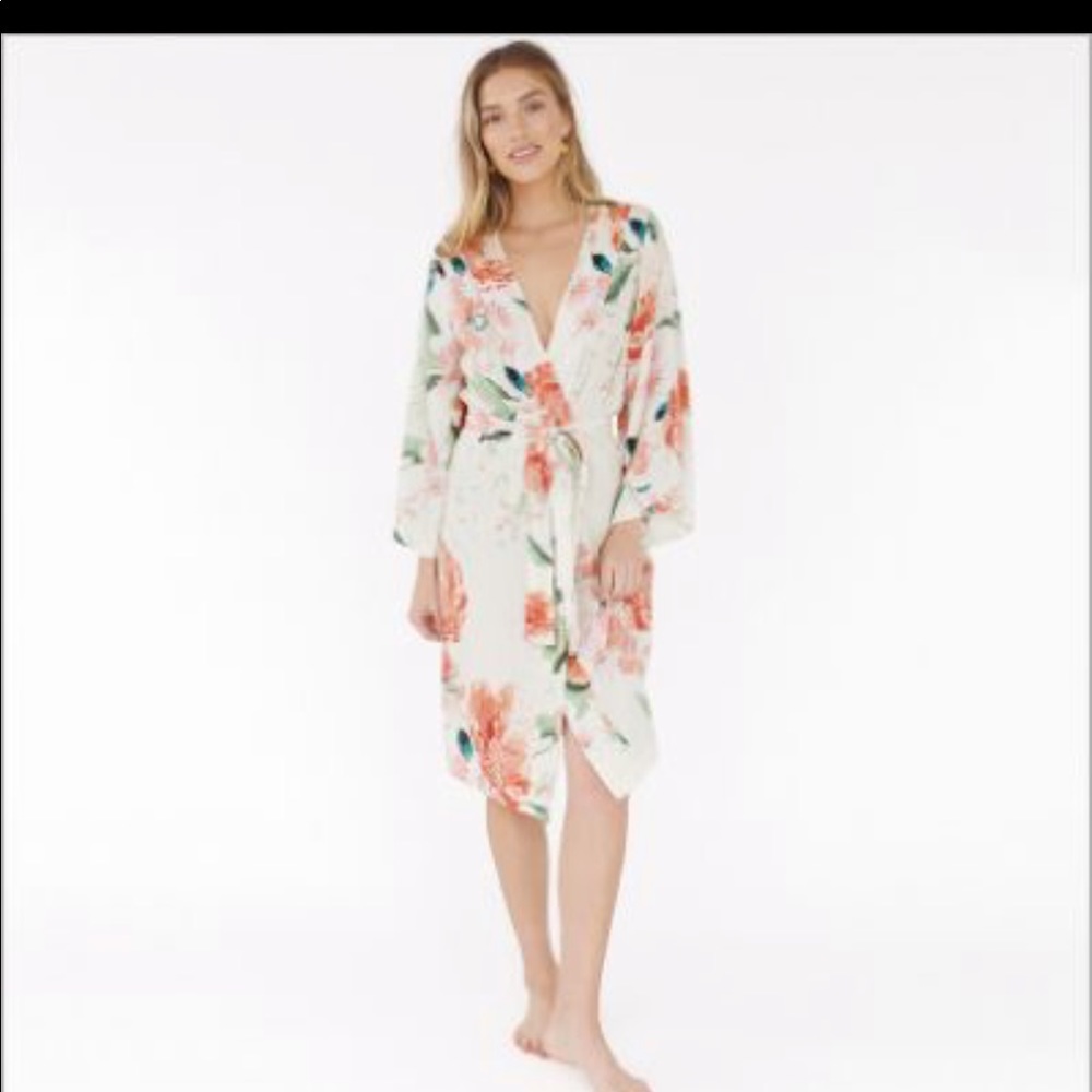 Pretty Plum Sugar- Kiss Mix Midi Robe NWT